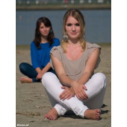 Ilona + Jessica 02