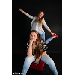 Amber + Sonja 02