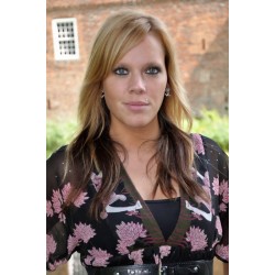 Amy 02