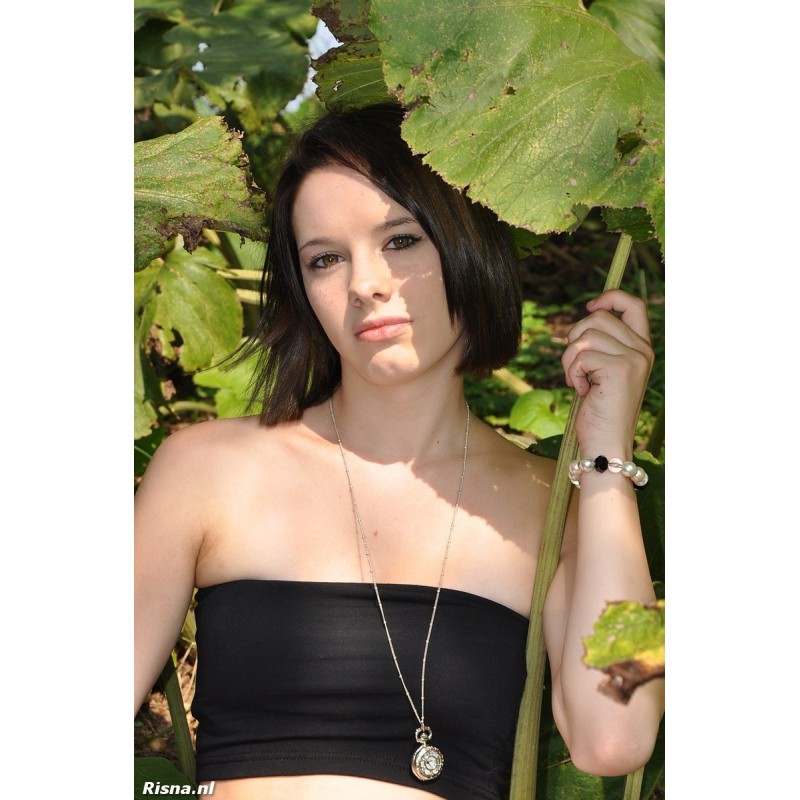 Amy 01