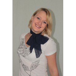 Leonie 02