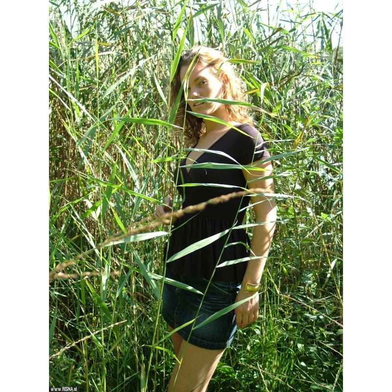Angela 02