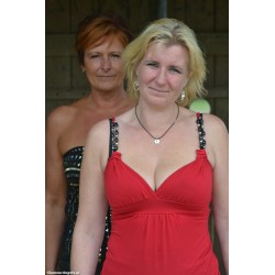Marianne + Yvonne 01