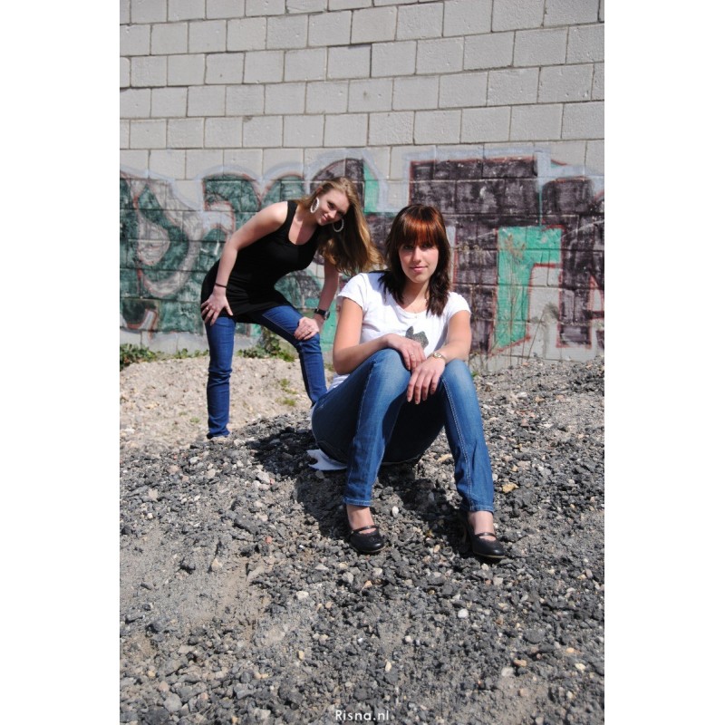 Maaike + Anke 01