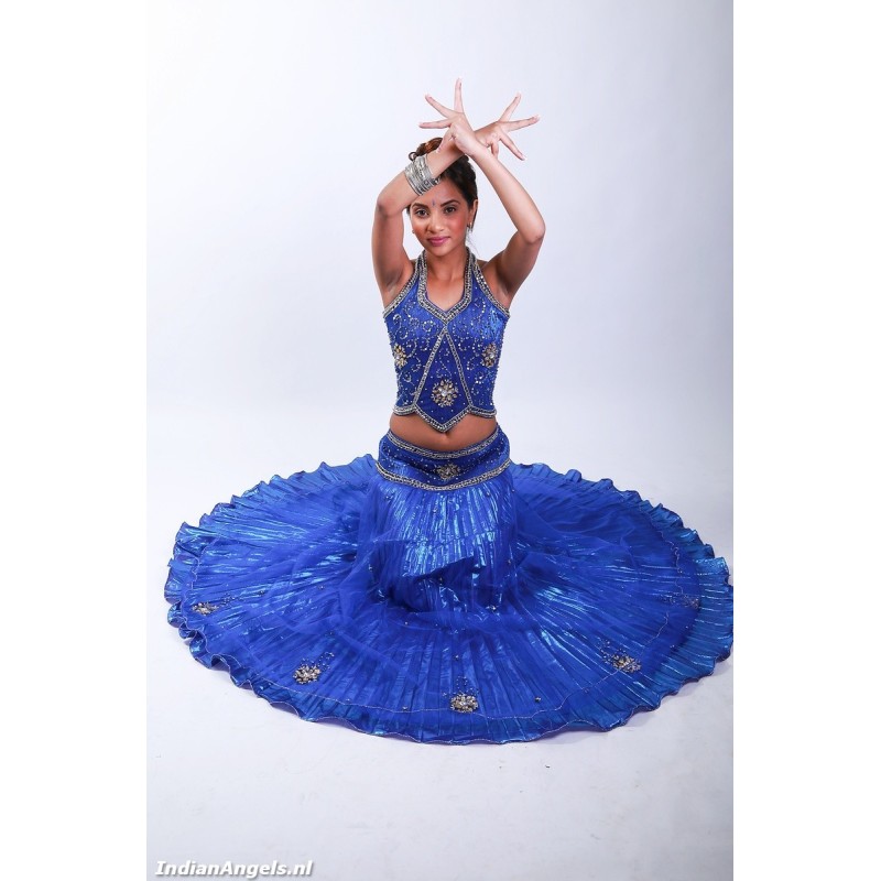 Monisha 03
