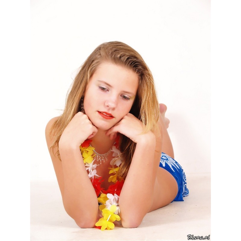 Melanie 05