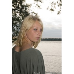 Naomi 06