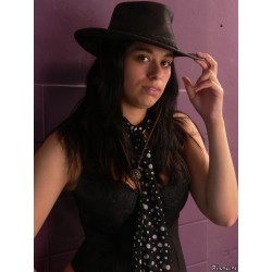 Nayla 09