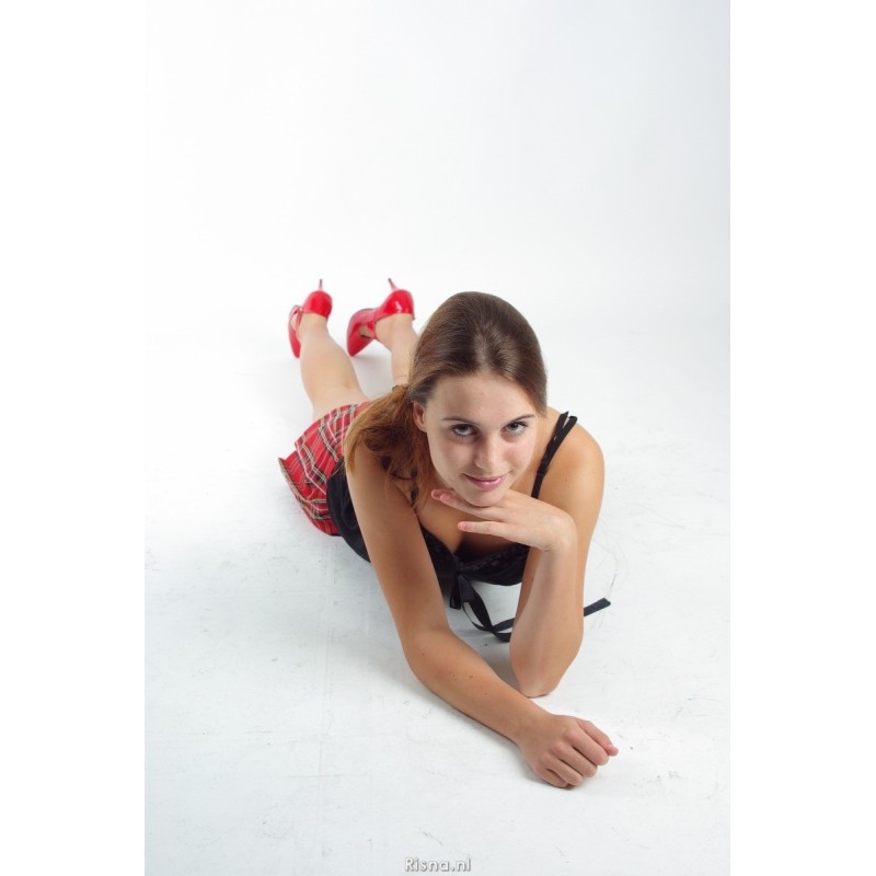 Nina 06
