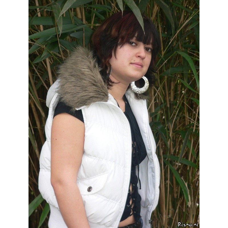 Rowena 01