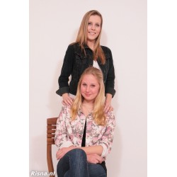 Samantha + Sabine 01