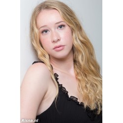 Anouk 01
