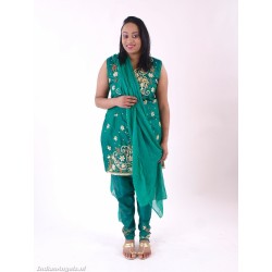 Shakila 01