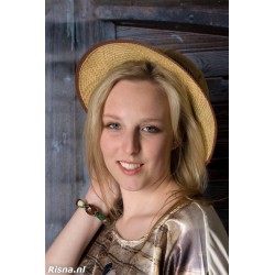 Stephanie 04