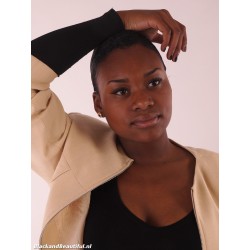 Karinne 02