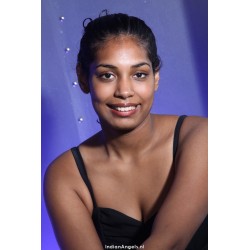Sharon 02